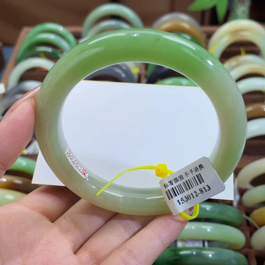 未镶嵌手镯和田玉口径60