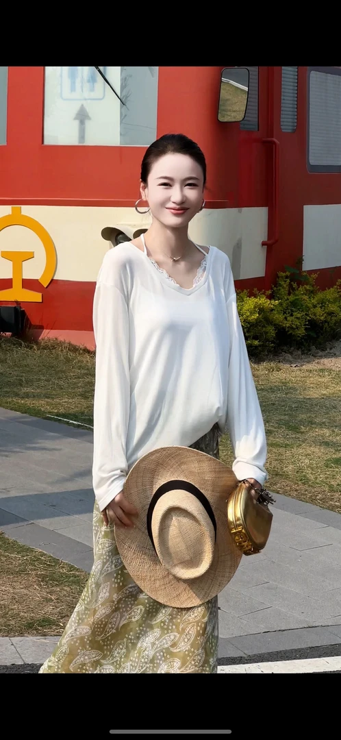 亦瑶定制 T恤 夏款高级时尚休闲极简舒适系带蕾丝拼接款5XTJJ8999