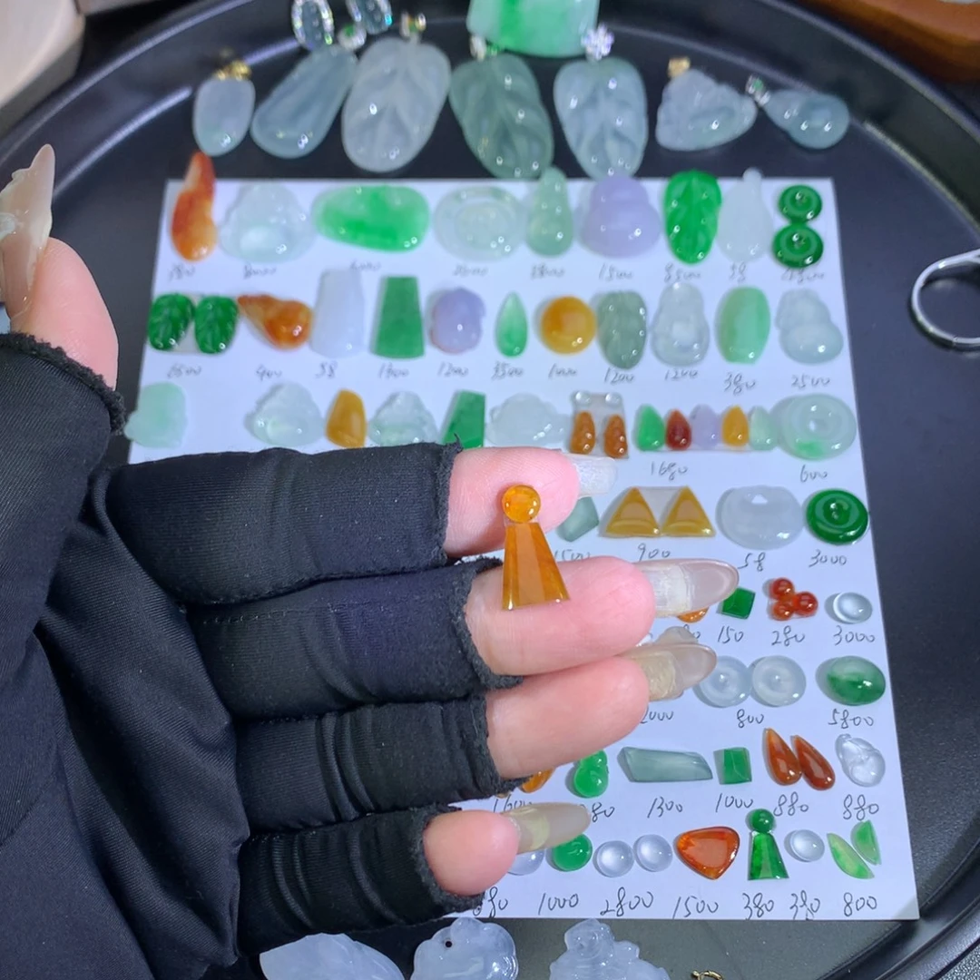 翡翠未镶嵌吊坠(不含链)冰黄蛋柱