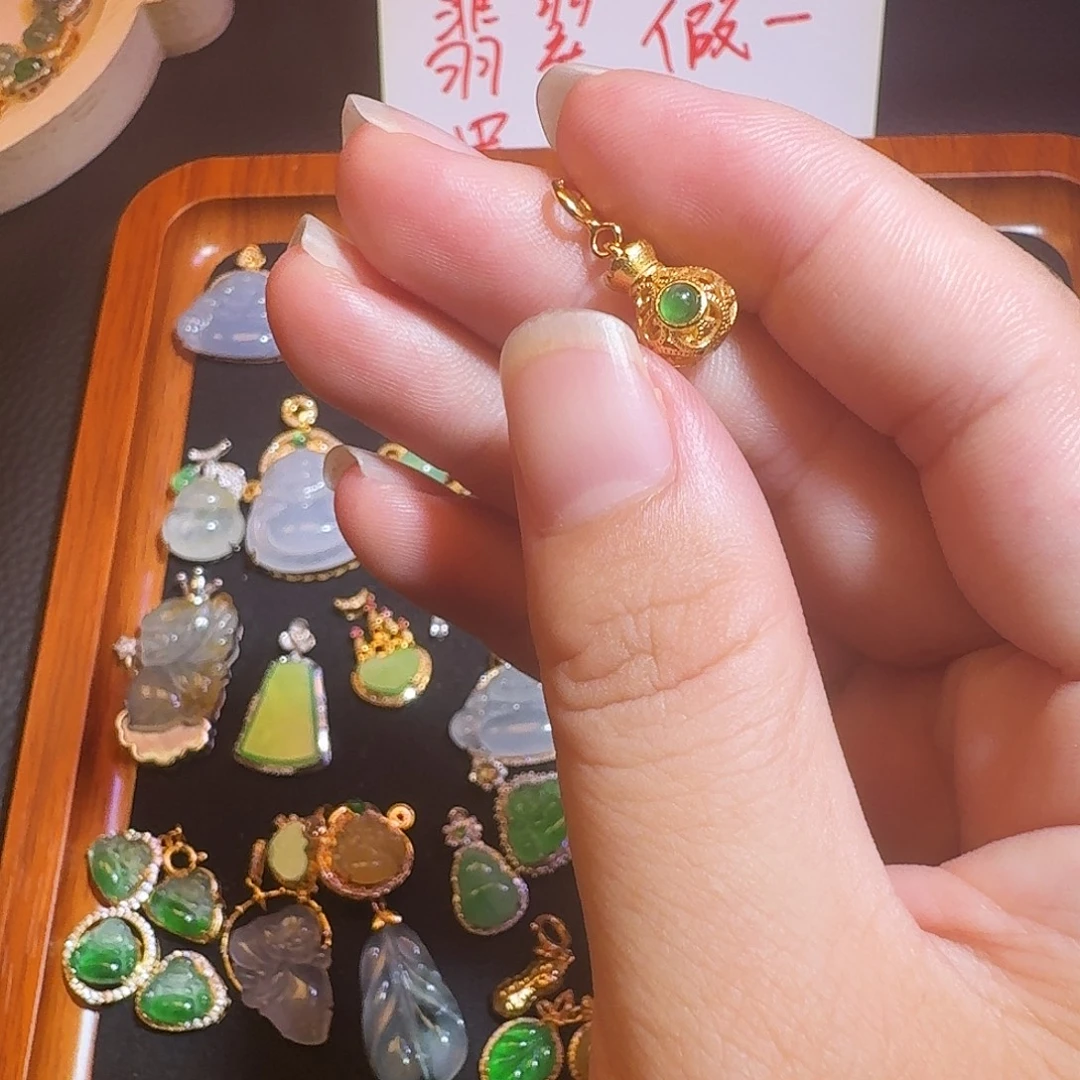 翡翠银S925镶嵌颈饰