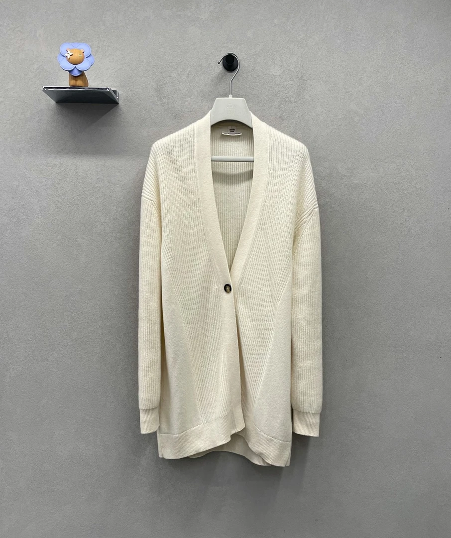 99新 Hermes/爱马仕 米白色羊绒开衫/尺码36/FH009835
