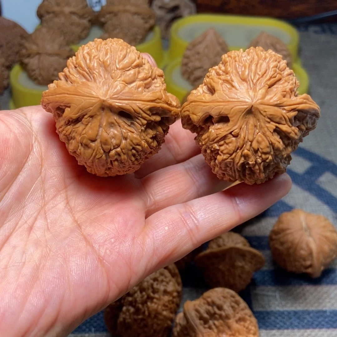 文玩核桃吊坠南将石精对 44 44