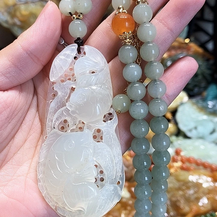 岫玉未镶嵌毛衣链