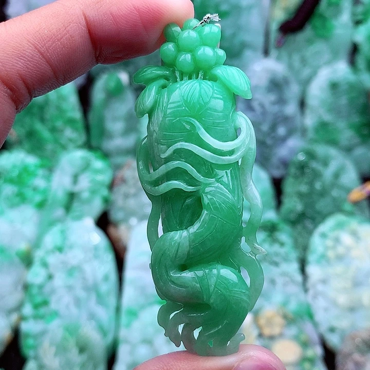 翡翠吊坠(不含链)未镶嵌