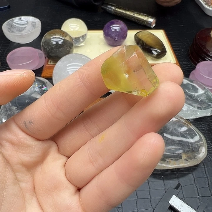 珠宝半成品水晶未镶嵌117水晶