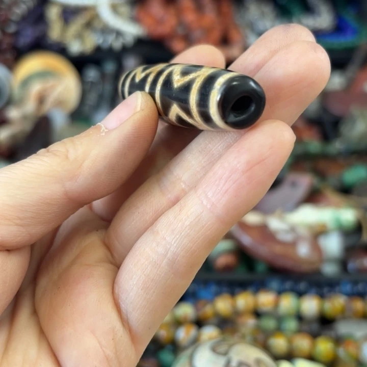 火****玛瑙/玉髓未镶嵌颈饰