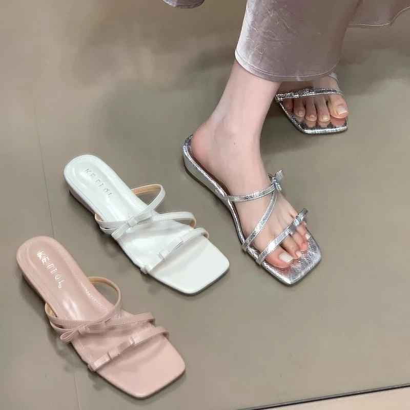 法式方头仙女风露趾凉拖鞋女2025新款绝美蝴蝶结后空外穿粗跟凉鞋