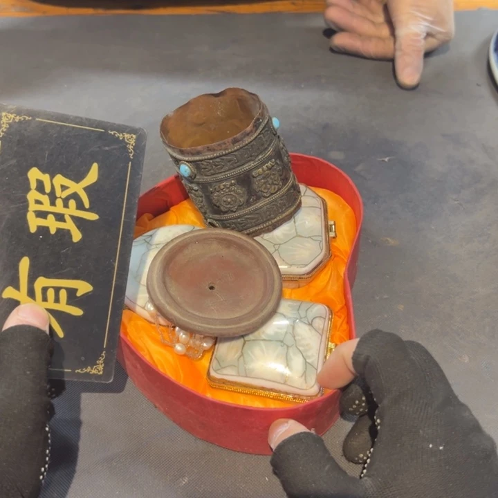 色***彩瓷片拾六家的瓷器瓷器