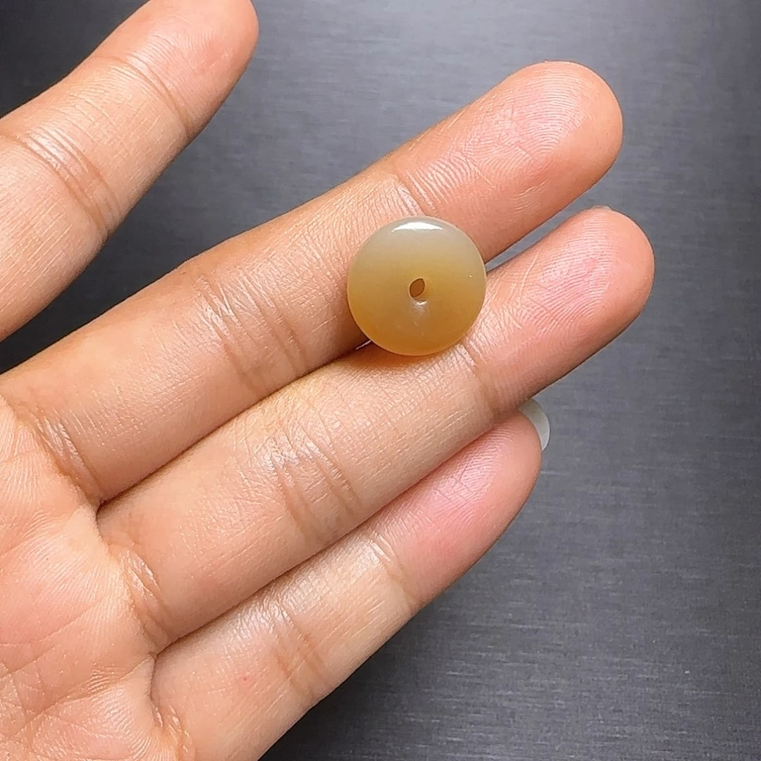 和田玉颈饰未镶嵌强