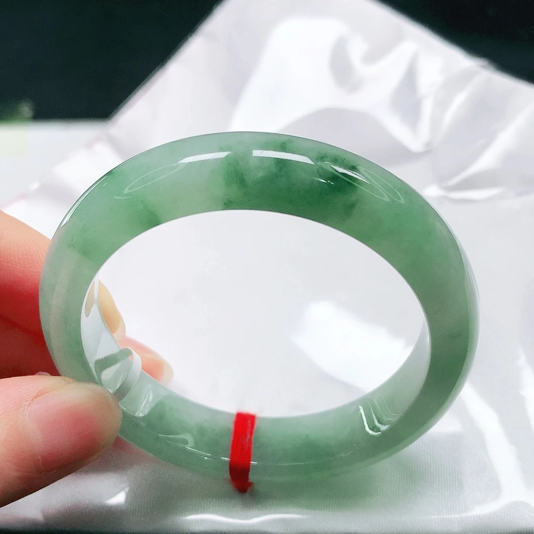 翡翠手镯未镶嵌26 号翡翠手镯