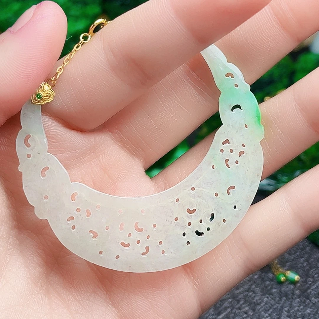 颈饰银S925镶嵌翡翠多样性