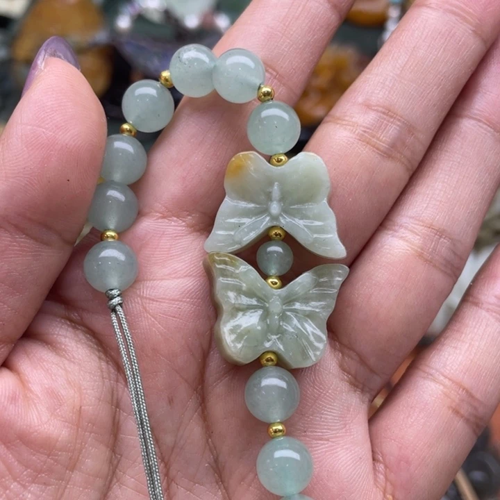 蛇纹石玉未镶嵌吊坠