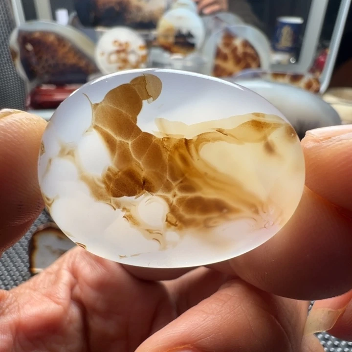 未镶嵌玛瑙/玉髓珠宝奇石