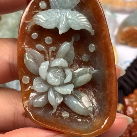 翡翠颈饰未镶嵌翡翠