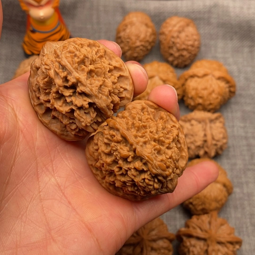 文玩核桃把件40全品精配满天星