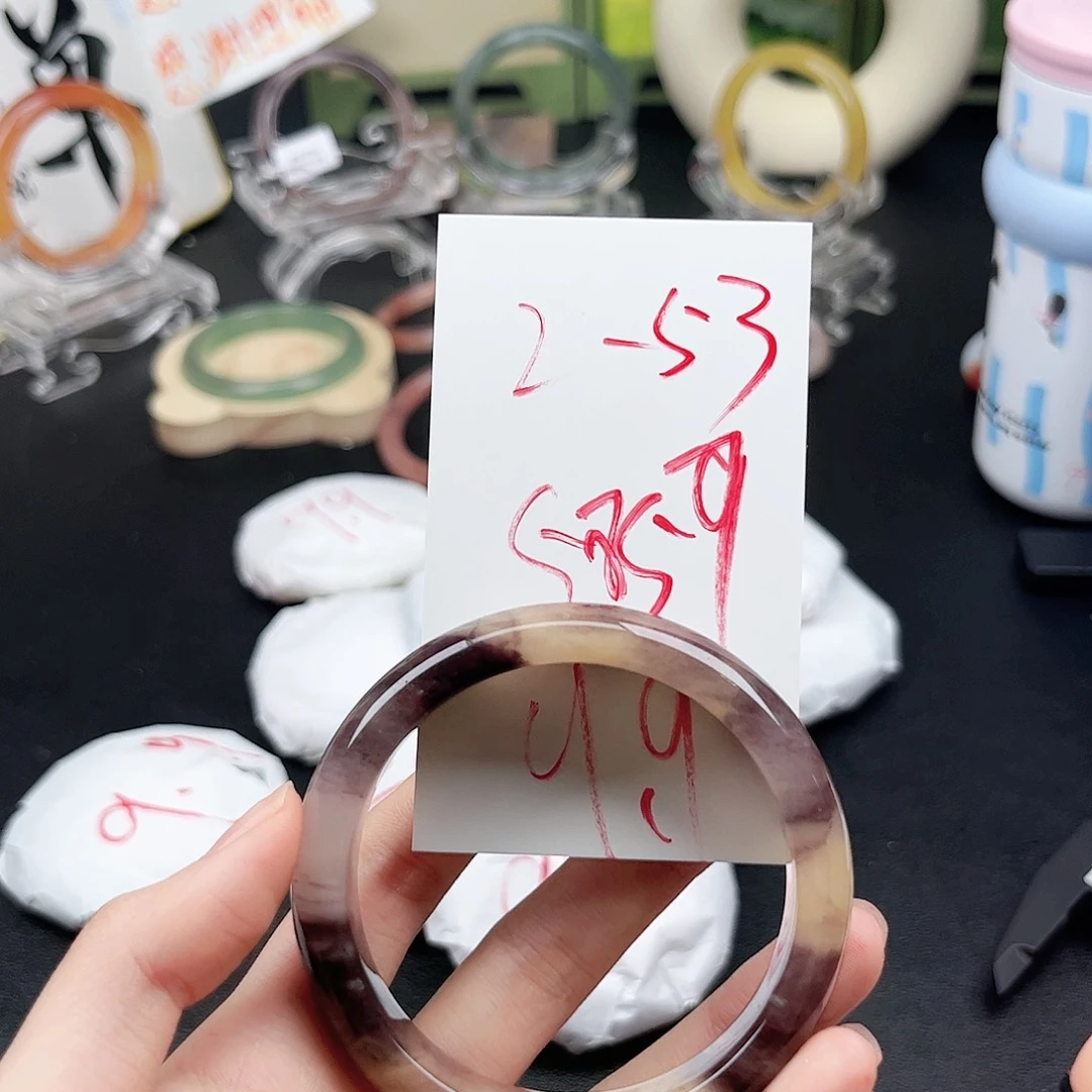 未镶嵌手镯石英质玉2.53