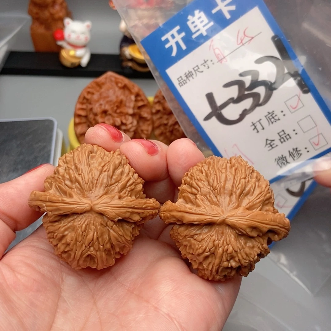 桃核吊坠核桃白狮子45