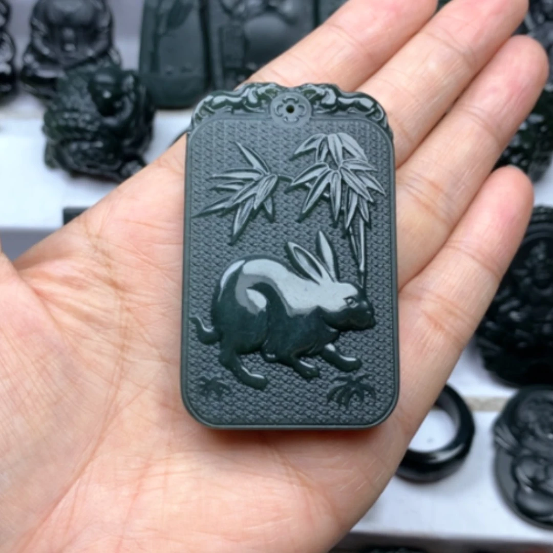 【闪购商品】颈饰未镶嵌和田玉双面雕刻