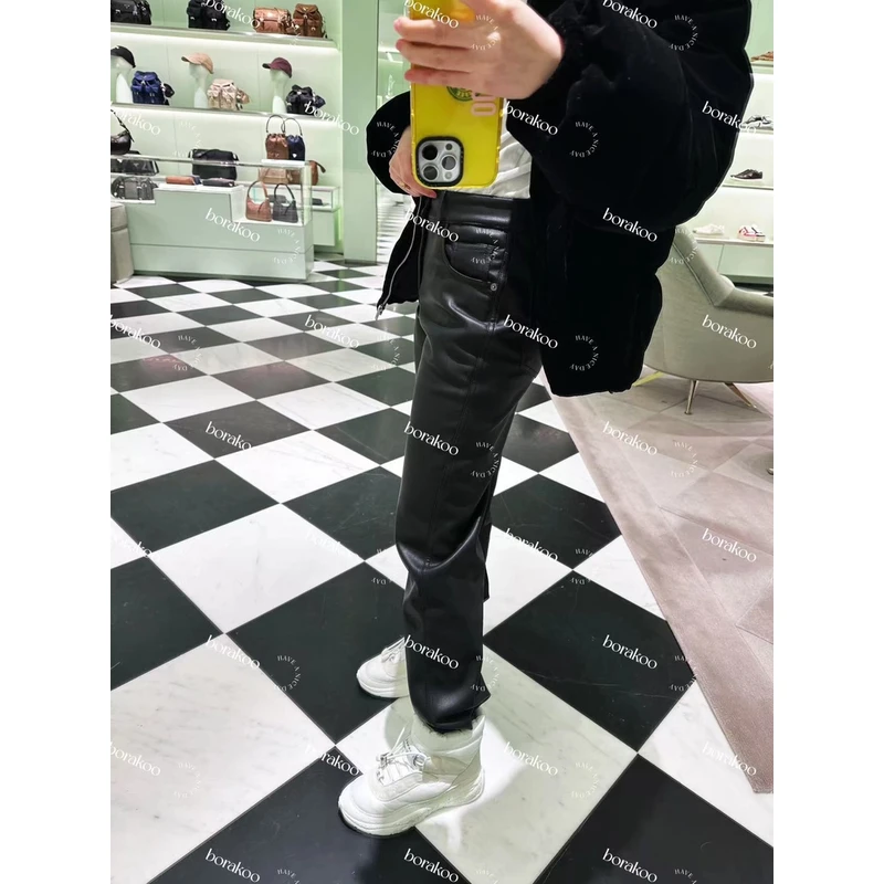 【BORAKOO】黑色超显瘦的PU直筒九分裤