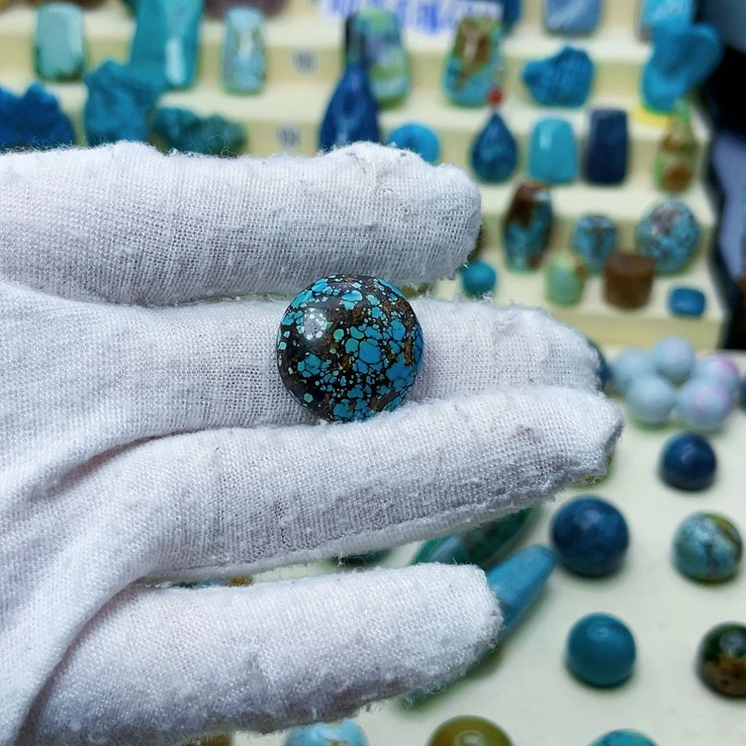 绿松石颈饰未镶嵌