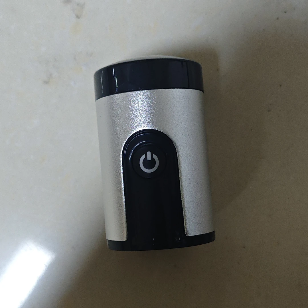 9新  C01 剃须刀/电子配件听主播讲解自行研究
