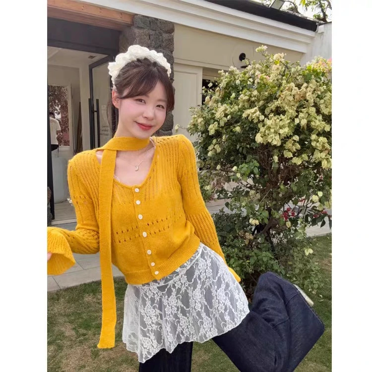黄色气质镂空长袖针织开衫女春秋薄款设计感飘带叠穿外套绝美上衣