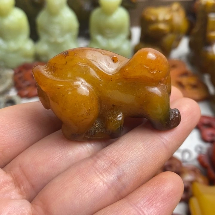 未镶嵌蛇纹石玉颈饰44