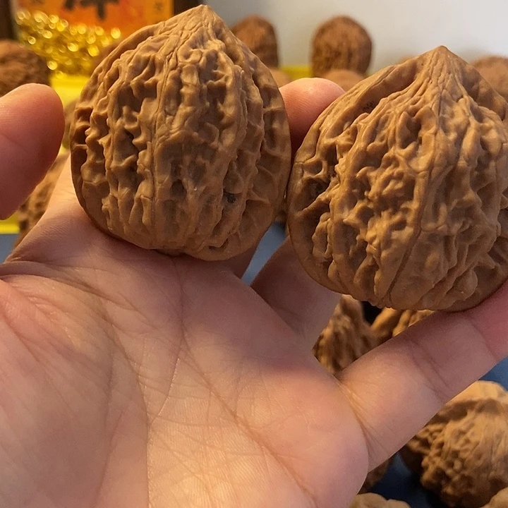 文玩核桃  鸡心45