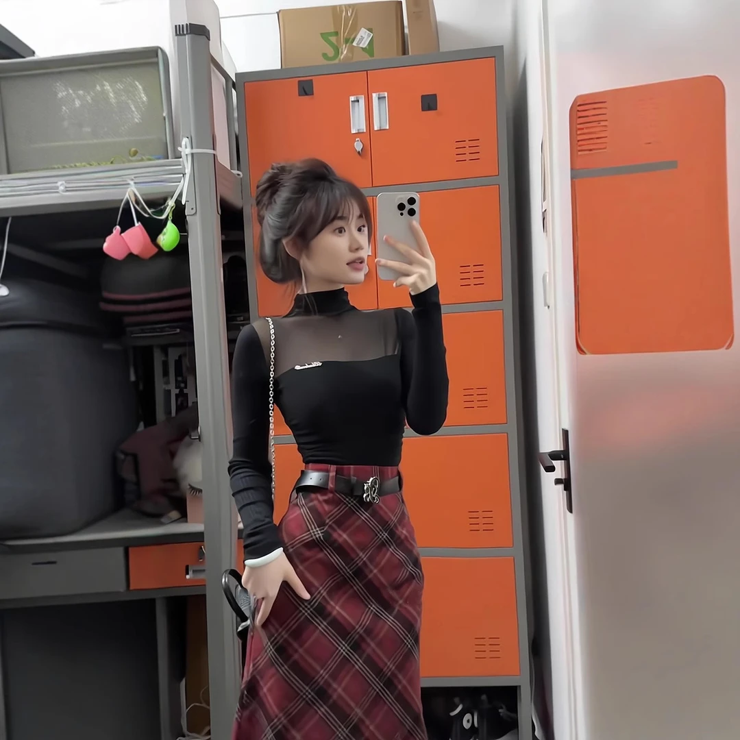 法式黑色蕾丝半高领内搭打底衫女秋冬季针织衫高级感修身羊毛毛衣