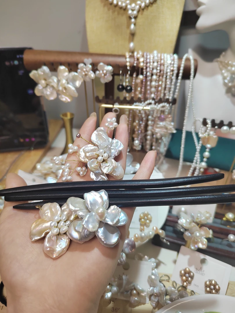 木制花朵流苏发钗