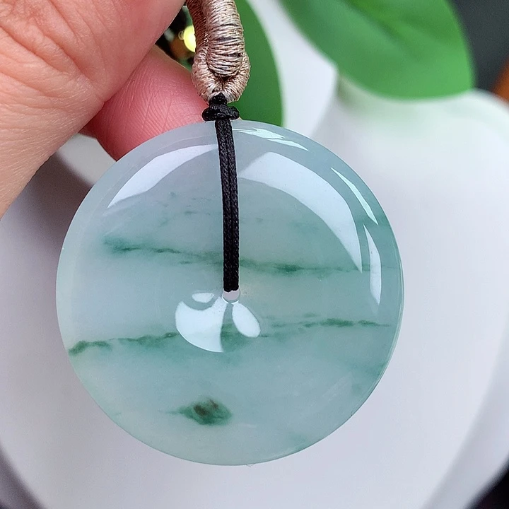 颈饰未镶嵌翡翠平安扣 35.8x6.1mm