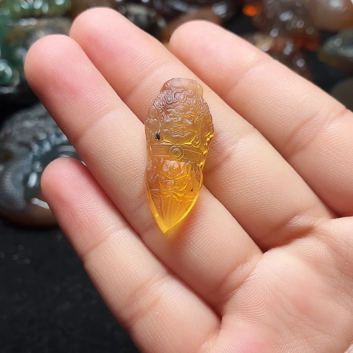 琥珀未镶嵌裸石112