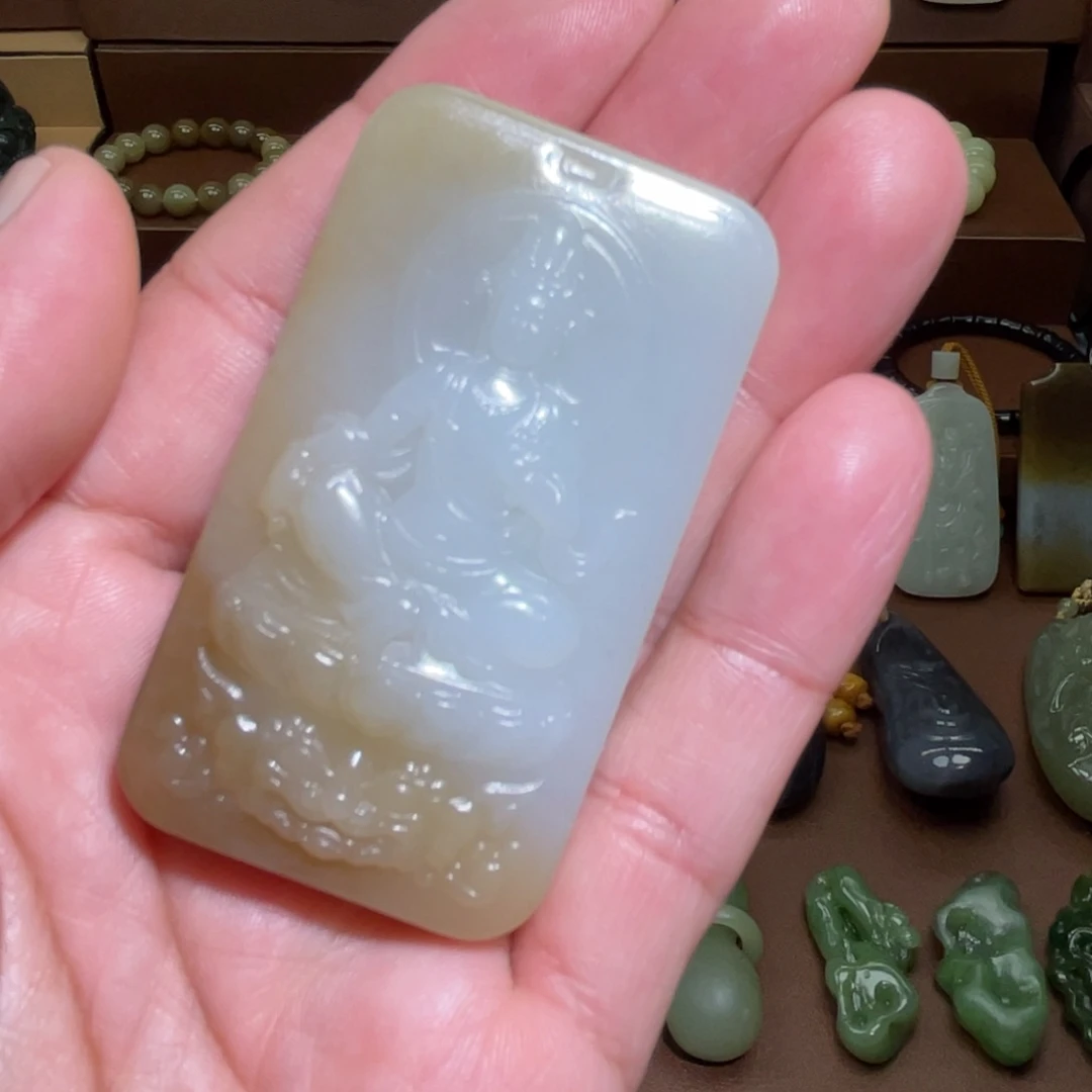 和田玉未镶嵌颈饰