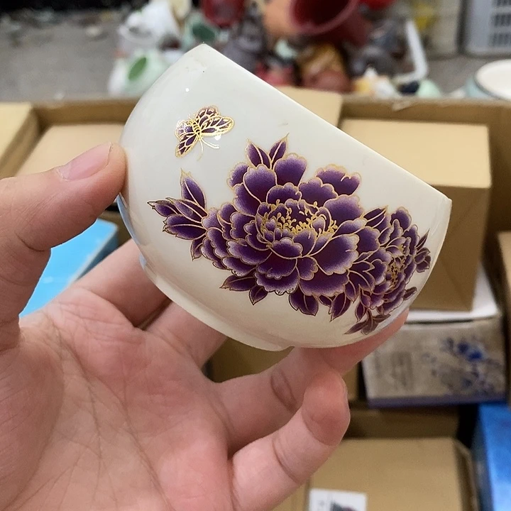 陶瓷艺术品及陶瓷壶