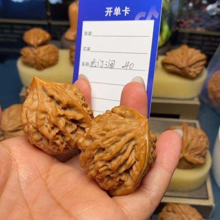 【闪购商品】把件文玩核桃如**月龙门涧