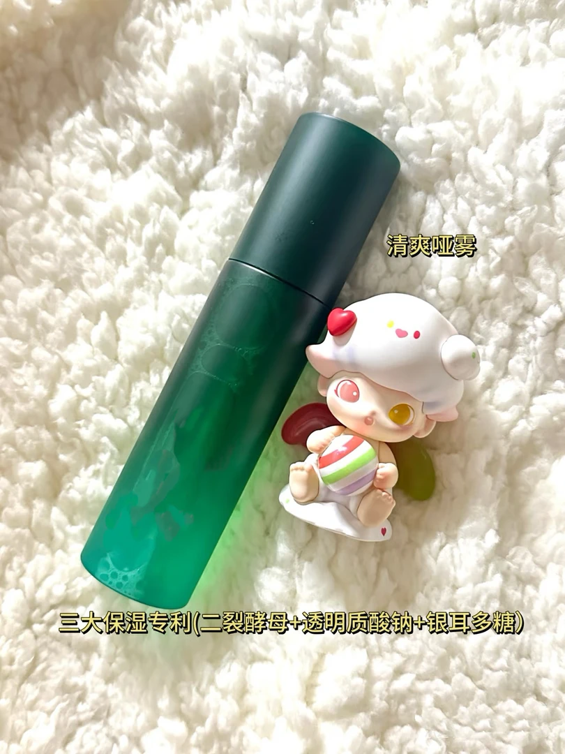 怎么事儿？底妆根本蹭不掉！？太扒脸的喷雾！精华