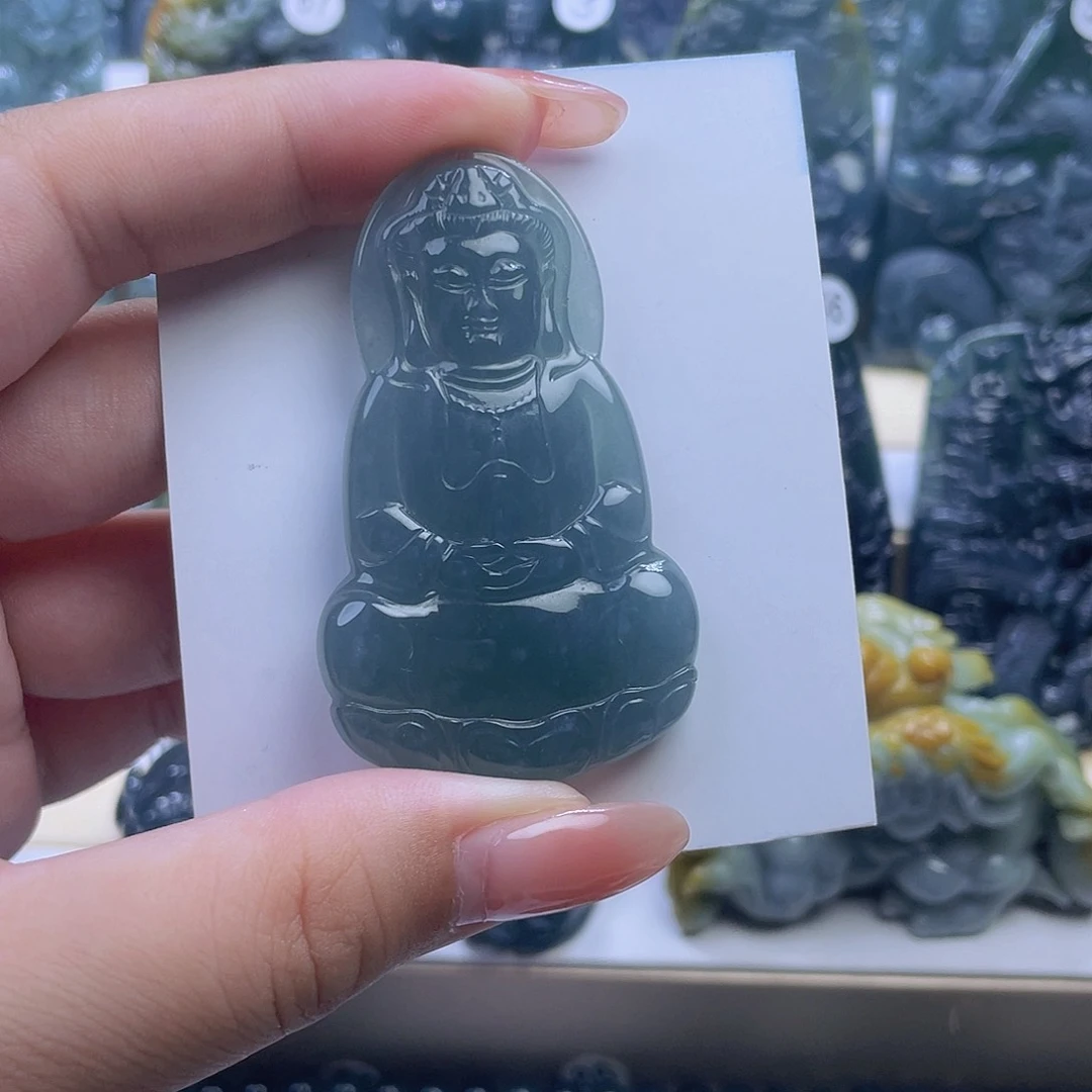 翡翠未镶嵌颈饰翡翠未镶嵌