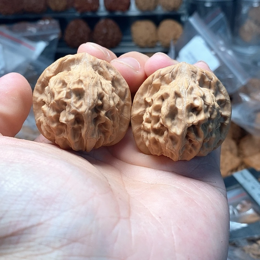 .***光1文玩核桃天地39-06