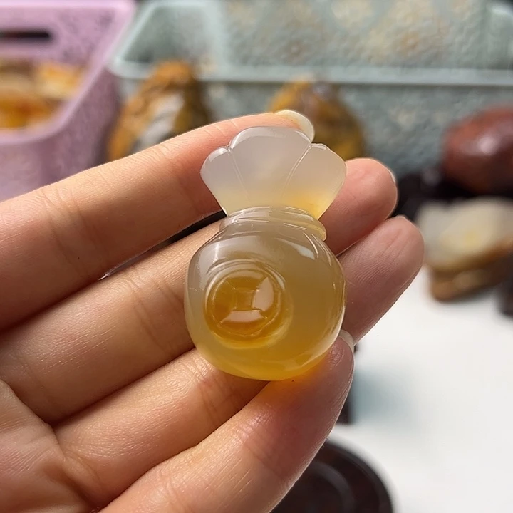 玛瑙/玉髓颈饰未镶嵌