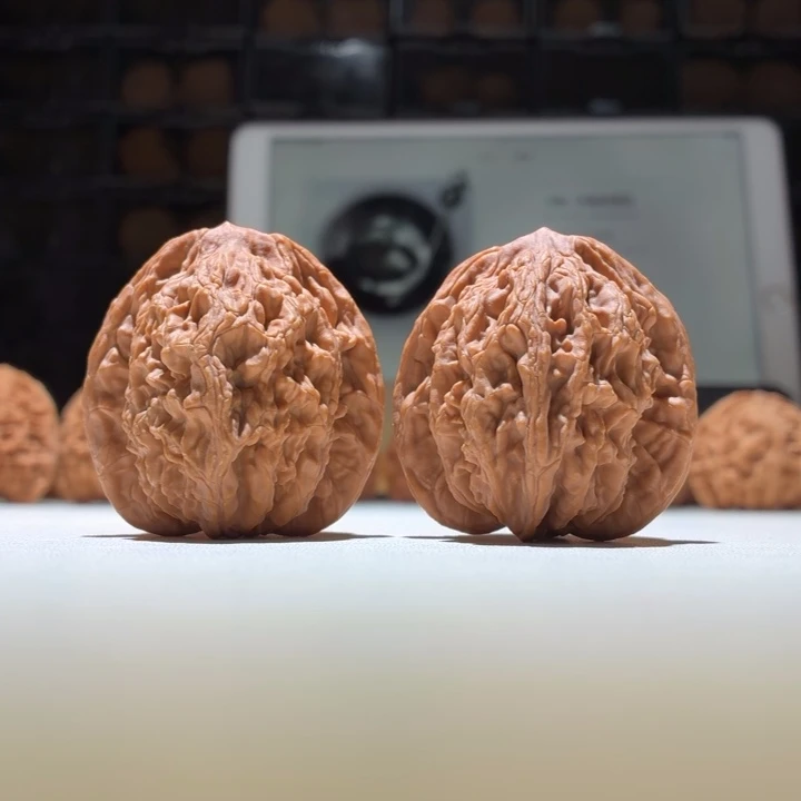 文玩核桃把件虎头42