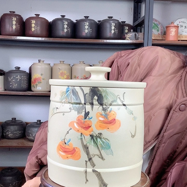 罐微瑕白泥彩绘醒茶罐