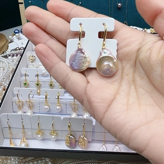 淡水珍珠耳饰未镶嵌