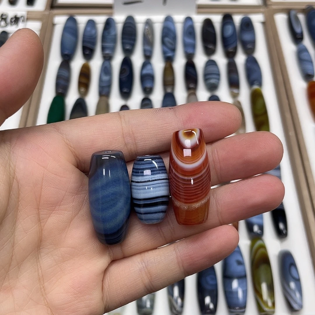 傍***班合金颈饰玛瑙/玉髓