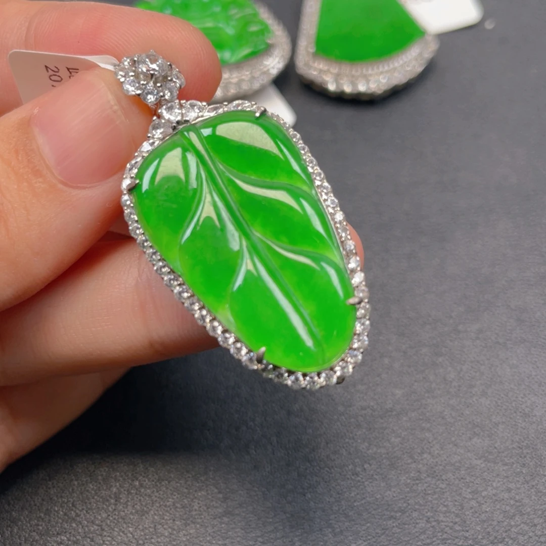 吊坠(不含链)银S925镶嵌翡翠