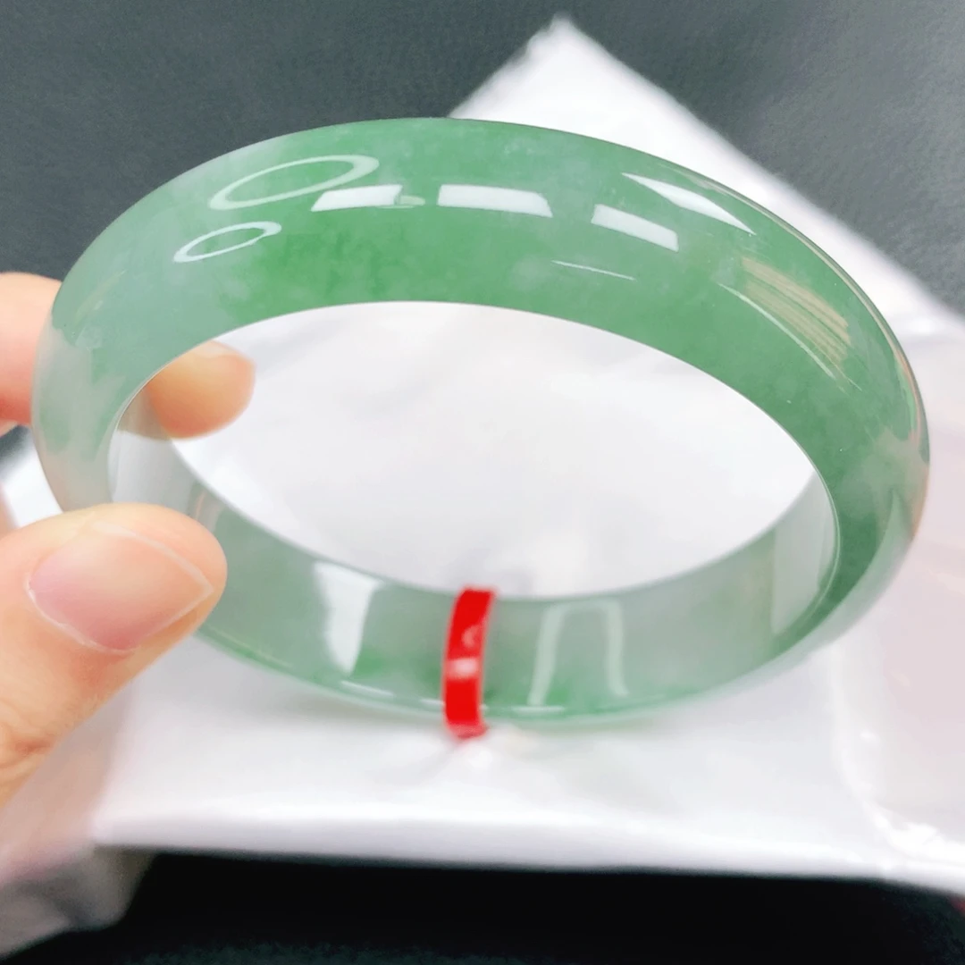 翡翠未镶嵌手镯58圈口