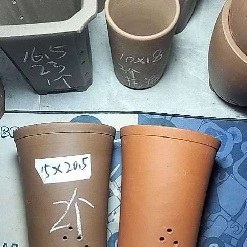 红泥紫泥新品两个花盆微瑕