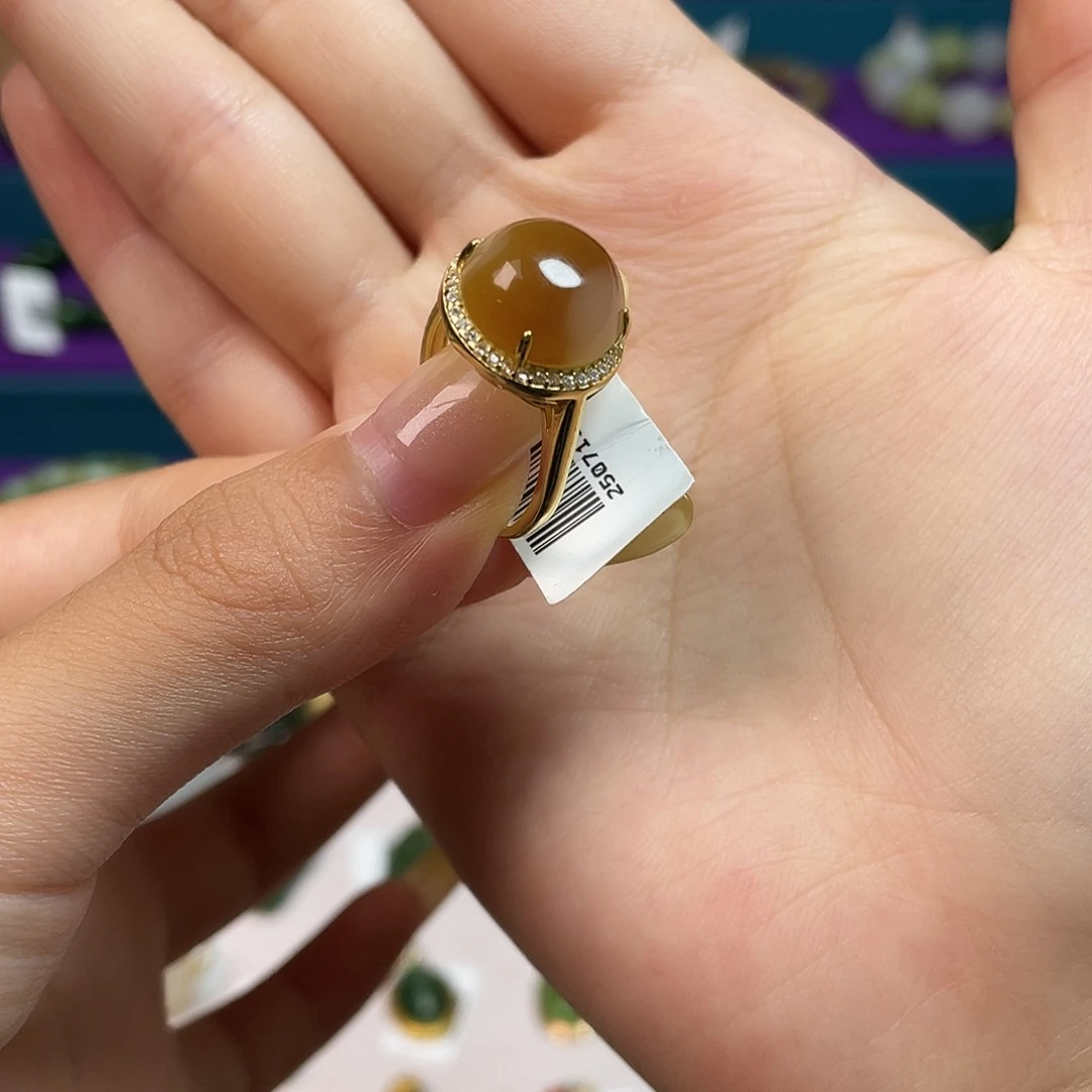银S925镀金镶嵌戒指和田玉（糖玉）糖白戒指