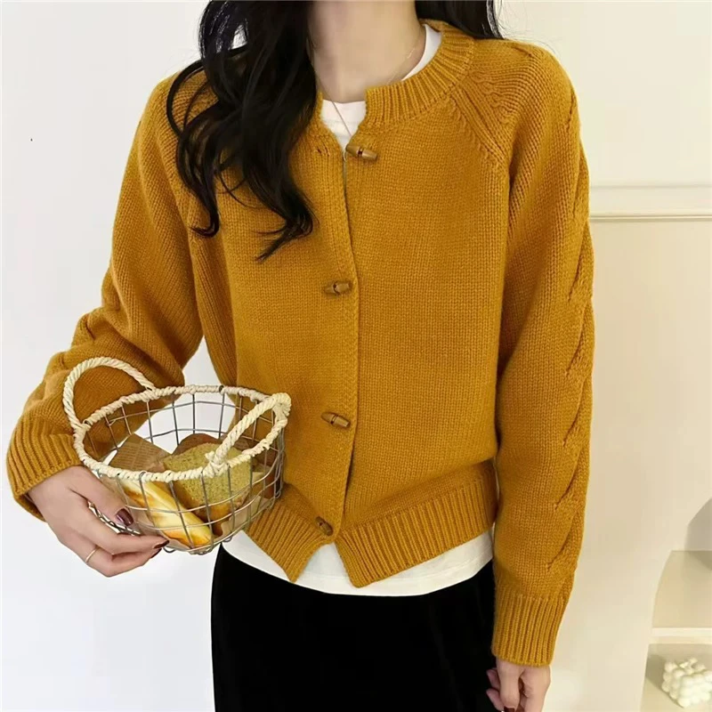 美美推荐1122 春秋女士爆款毛衣开衫针织外套女加厚小个子上衣