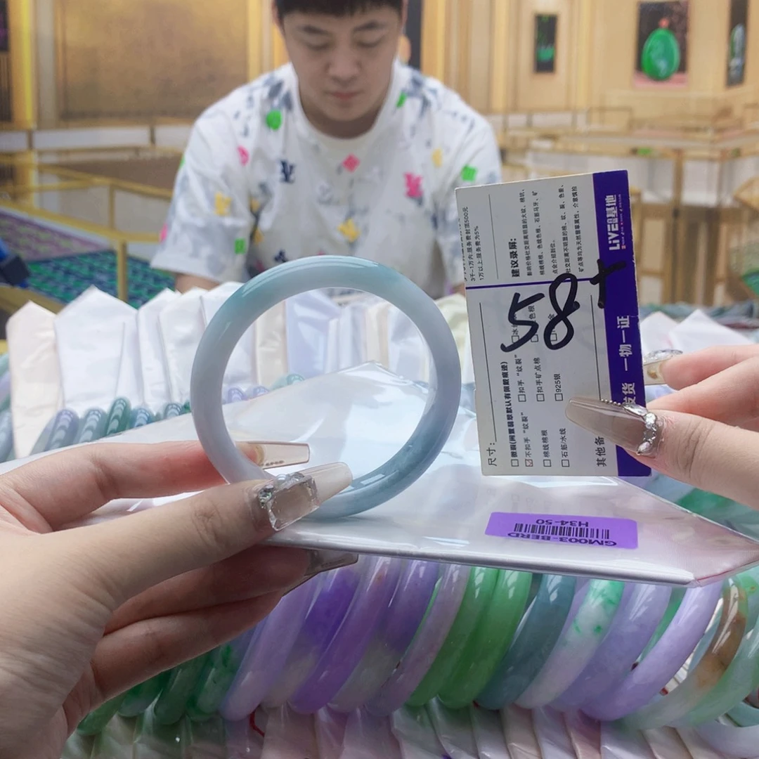 翡翠未镶嵌手镯uh