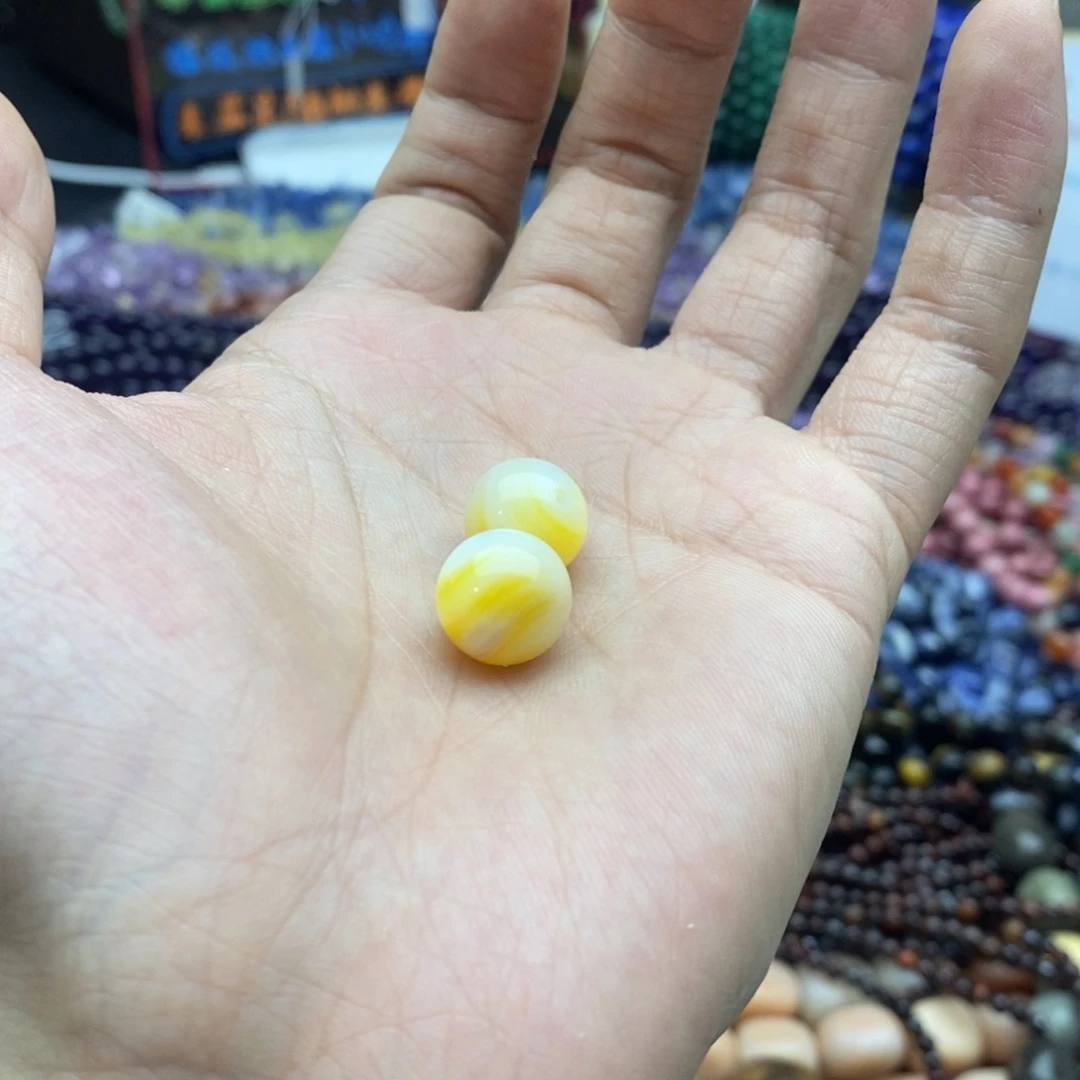 玛瑙/玉髓未镶嵌珠宝半成品两颗天然12mm金蝶贝圆珠